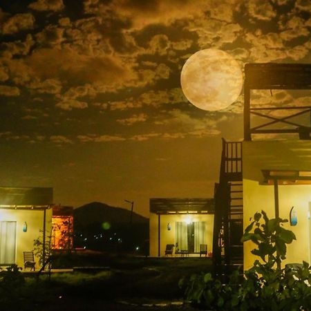 Tres Velas Surf Celestino Gazca Villasenor Bagian luar foto