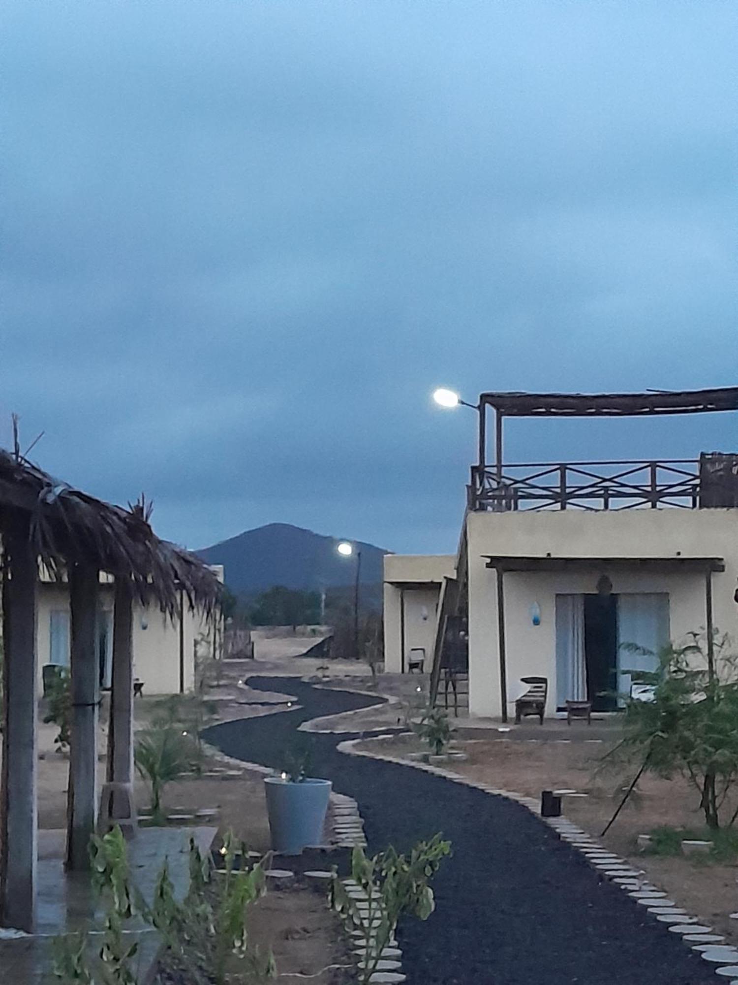 Tres Velas Surf Celestino Gazca Villasenor Bagian luar foto